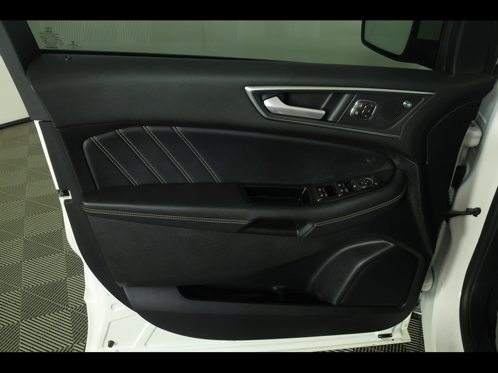 Used 2019 Ford Edge ST w/ Equipment Group 401A AWD/4WD image 27