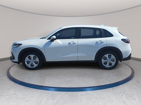 Used 2024 Honda HR-V LX image 8