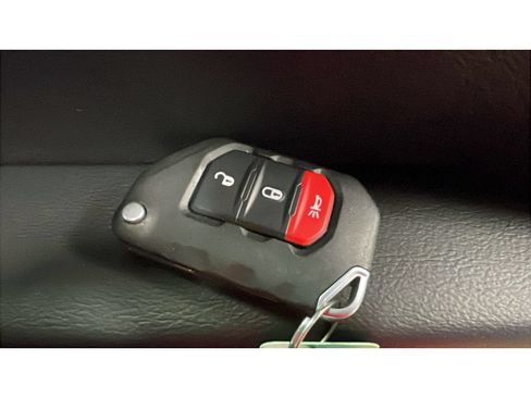 Used 2021 Jeep Wrangler Unlimited Sahara AWD/4WD image 18