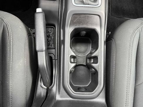 Used 2021 Jeep Wrangler Unlimited Sport AWD/4WD image 5