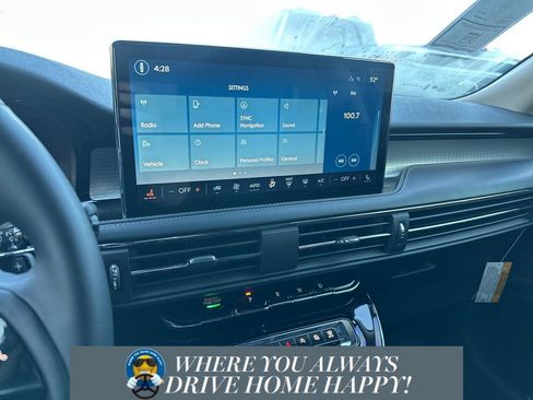 New 2026 Lincoln Corsair Premiere image 15