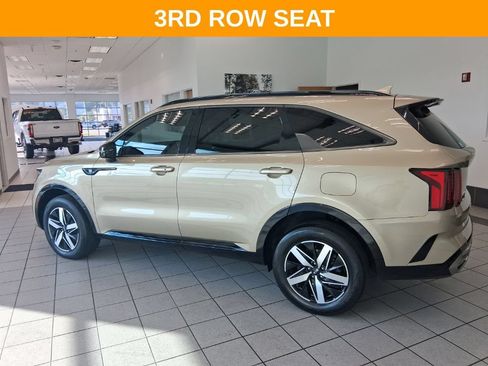 Used 2021 Kia Sorento EX AWD/4WD image 7