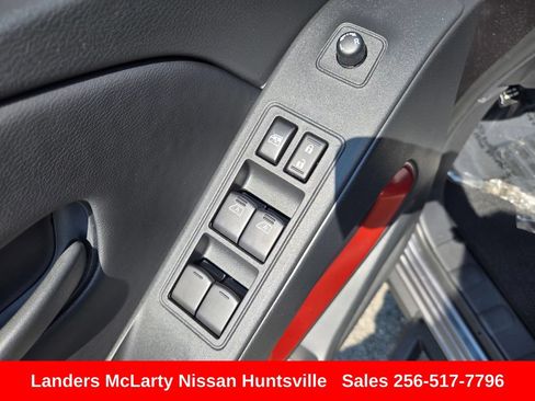 Used 2026 Nissan Frontier PRO-4X w/ Pro-4x Convenience Package AWD/4WD image 23