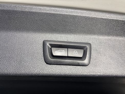 Used 2024 BMW X3 xDrive30i w/ Convenience Package image 24