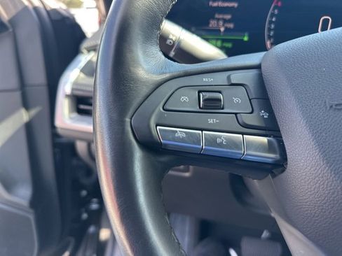 Used 2024 Cadillac XT4 Premium Luxury image 18