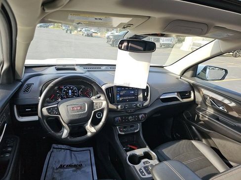 Used 2022 GMC Terrain Denali image 27