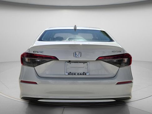 Used 2024 Honda Civic EX image 6