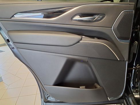 Certified 2024 Cadillac Escalade Sport AWD/4WD image 18