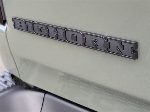 New 2026 RAM 1500 4x4 Crew Cab image 7