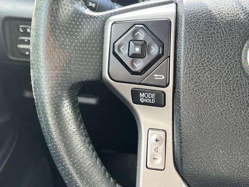 Used 2019 Toyota 4Runner SR5 Premium RWD image 26