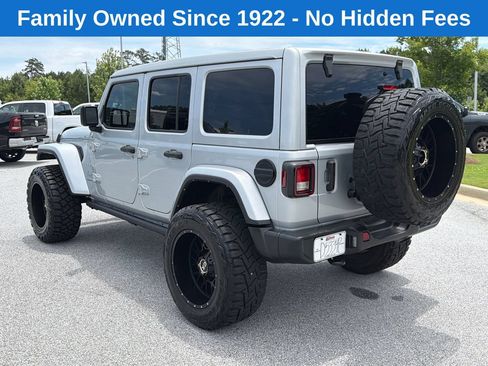 Certified 2023 Jeep Wrangler Unlimited Sahara AWD/4WD image 5