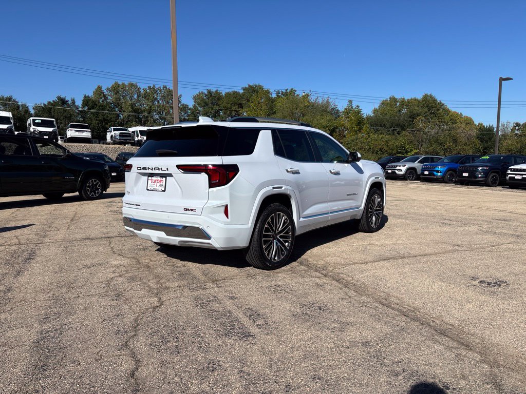 Used 2026 GMC Terrain Denali AWD/4WD image 5