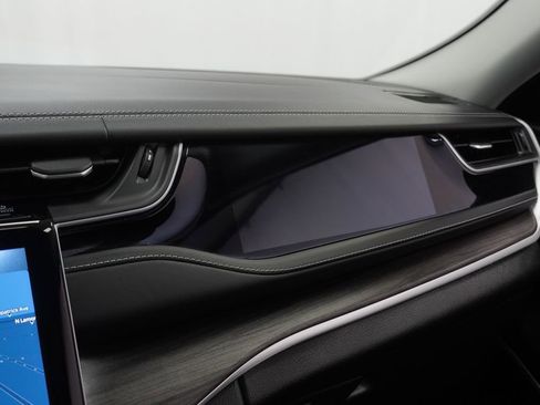 Certified 2022 Jeep Grand Cherokee Limited 4xe image 41