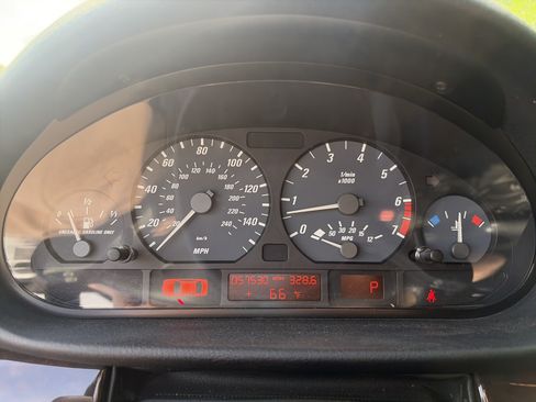 Used 2002 BMW 325Ci Convertible RWD image 30