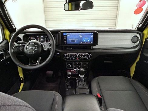 Certified 2024 Jeep Wrangler Willys image 13