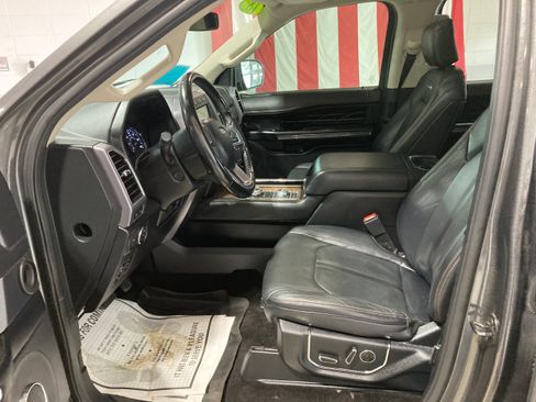 Used 2018 Ford Expedition Max Platinum AWD/4WD image 25