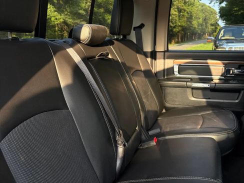 Used 2014 RAM 3500 Laramie AWD/4WD image 15