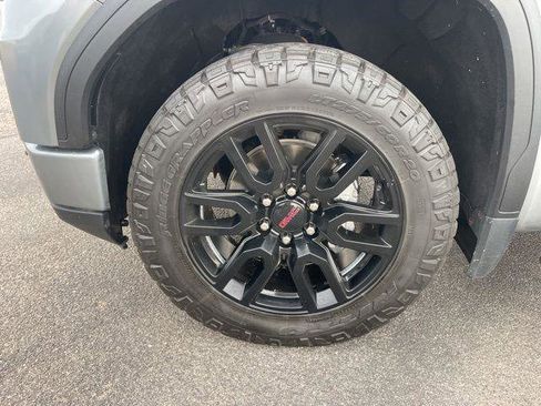 Used 2024 GMC Sierra 1500 Elevation w/ Elevation Premium Package image 10