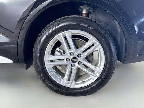 New 2024 Audi Q5 e Premium image 30