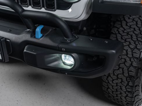 Used 2023 Jeep Wrangler Unlimited Rubicon 4xe AWD/4WD image 42