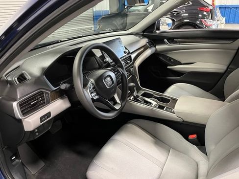 Used 2019 Honda Accord EX image 24