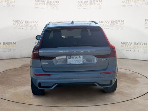 New 2026 Volvo XC60 B5 Core w/ Climate Package image 4