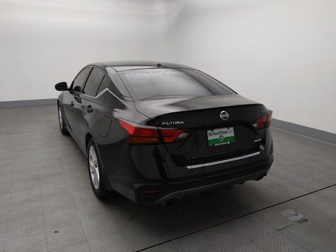 Used 2021 Nissan Altima 2.0 SR image 6