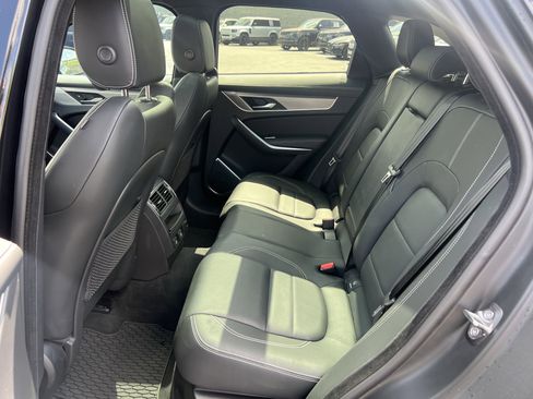 Used 2026 Jaguar F-PACE R-Dynamic S AWD/4WD image 28