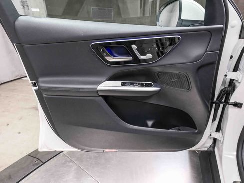 Certified 2026 Mercedes-Benz GLC 300 image 25