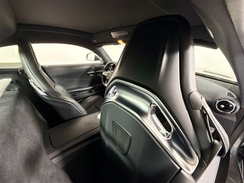 Used 2018 Mercedes-Benz AMG GT S image 22