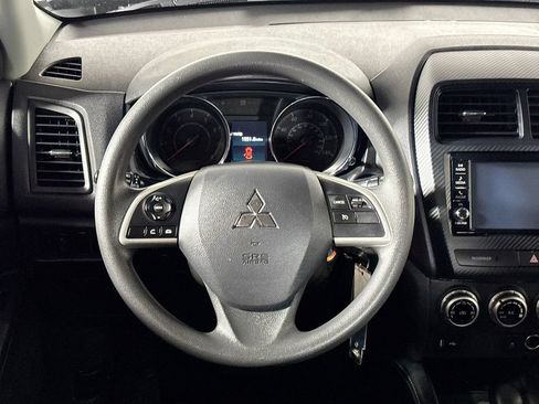 Used 2024 Mitsubishi Outlander Sport ES AWD/4WD image 13