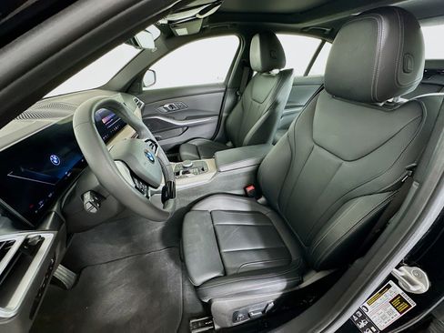 Used 2025 BMW 330i xDrive Sedan image 13