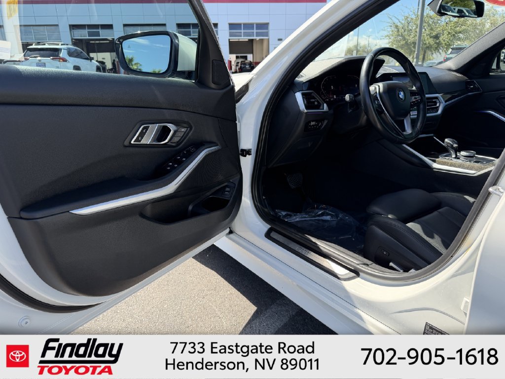 Used 2020 BMW 330i Sedan w/ Driving Assistance Package RWD image 5