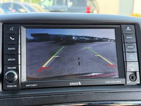 Used 2017 Dodge Grand Caravan SE FWD image 23