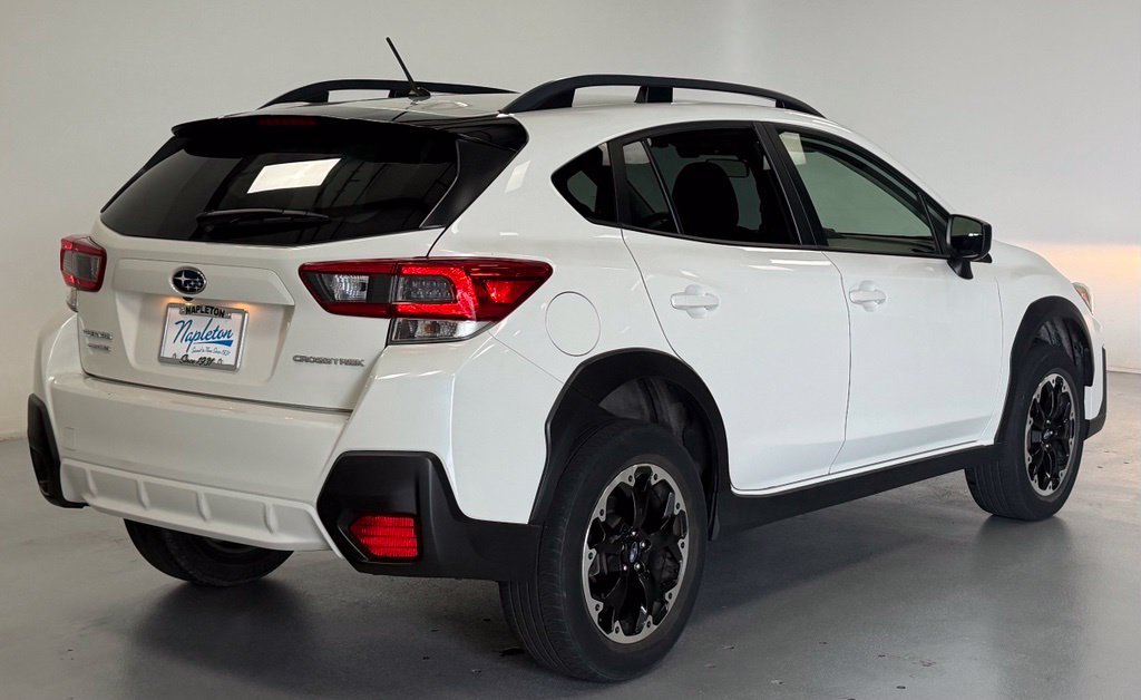 Used 2023 Subaru Crosstrek 2.0i AWD/4WD image 3