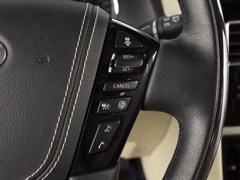 Used 2024 INFINITI QX80 Sensory AWD/4WD image 33