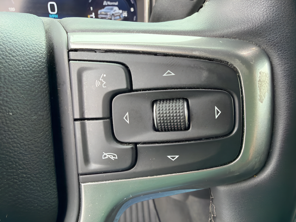 Used 2025 Chevrolet Silverado 1500 LT AWD/4WD image 24