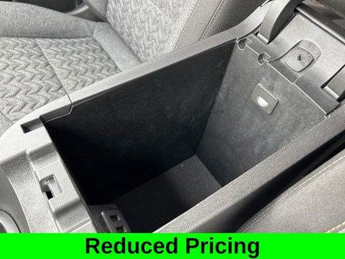 Used 2022 Chevrolet Equinox LT image 32