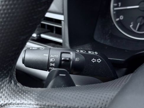 Used 2025 Mitsubishi Outlander SE AWD/4WD image 31