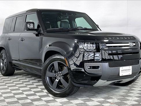 Used 2024 Land Rover Defender 110 V8 AWD/4WD image 12