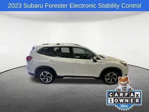Used 2023 Subaru Forester Touring image 31