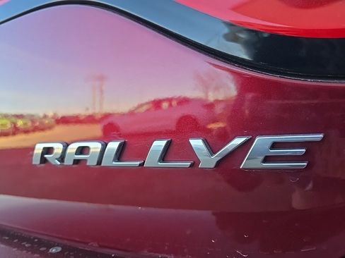 Used 2017 Dodge Charger SXT w/ Rallye Group image 21