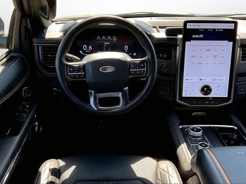 Used 2024 Ford Expedition Max Platinum image 5