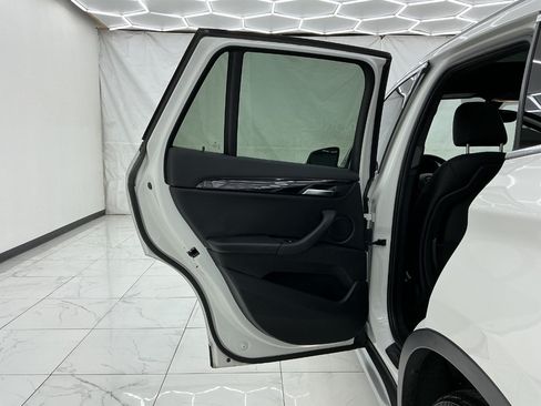 Used 2018 BMW X1 xDrive28i AWD/4WD image 24