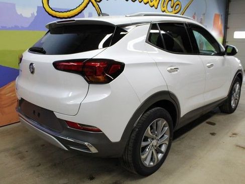 Used 2023 Buick Encore GX Essence w/ Experience Buick Package FWD image 5