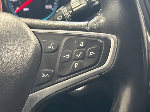 Used 2022 Chevrolet Equinox LT FWD image 26