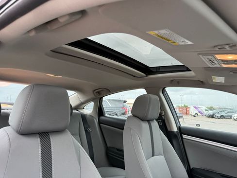 Used 2017 Honda Civic EX image 21