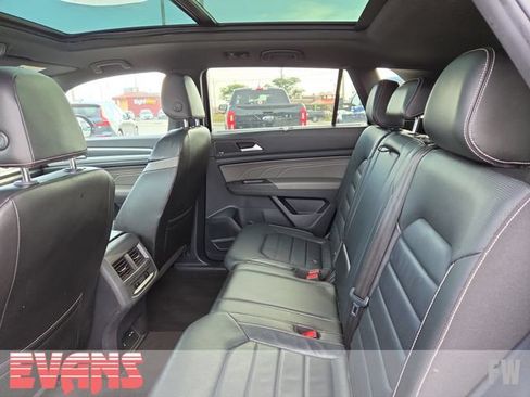 Used 2022 Volkswagen Atlas Cross Sport SEL Premium R-Line AWD/4WD image 23