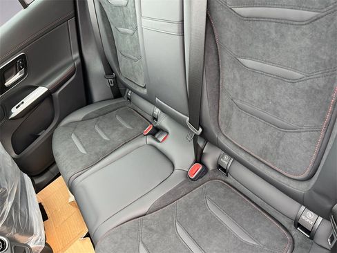 New 2026 Mercedes-Benz GLC 43 AMG 4MATIC image 8