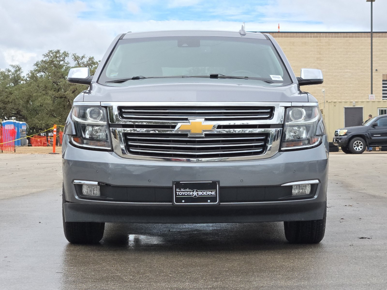 Used 2020 Chevrolet Suburban Premier RWD image 8